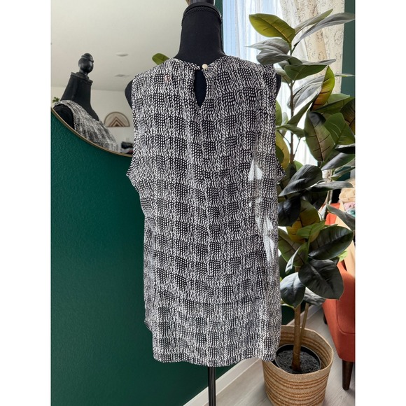 CAbi Sheer Sleeveless Blouse Womens XL Black White Abstract Artsy Minimalist - Picture 4 of 10
